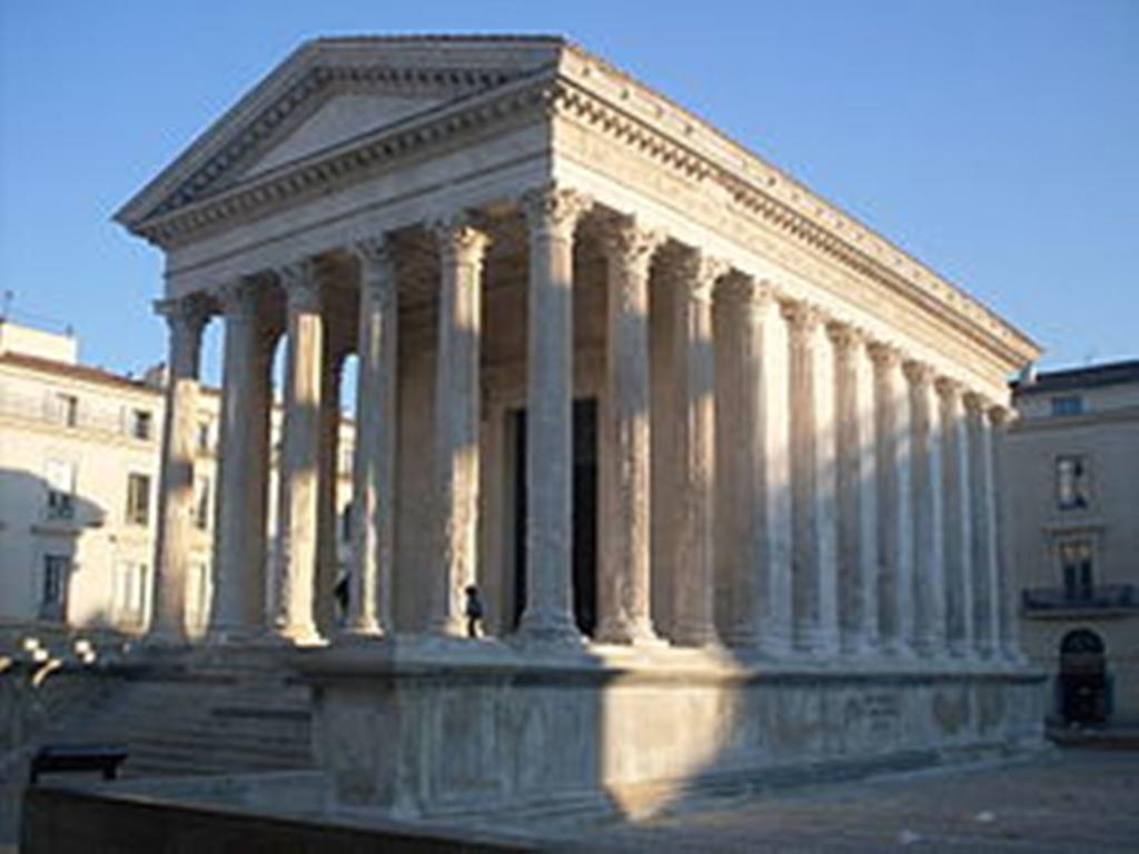 Chambres D'Hotes Des Huppes Ним Екстериор снимка